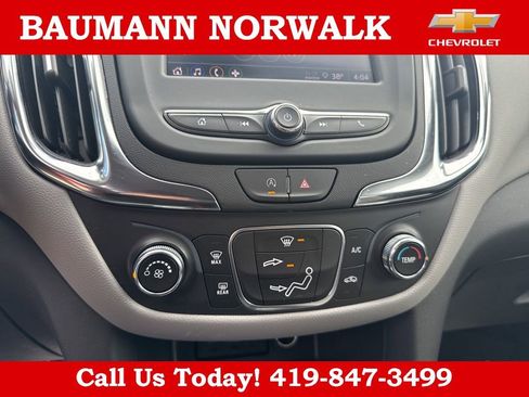 Used 2024 Chevrolet Equinox LS w/ LS Convenience Package image 17