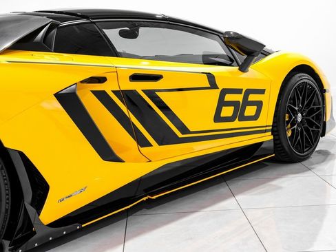 Used 2016 Lamborghini Aventador LP 700-4 image 46