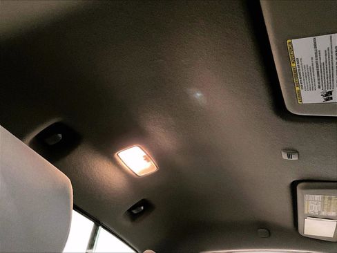 Used 2013 Toyota Tacoma 4x4 Regular Cab image 21
