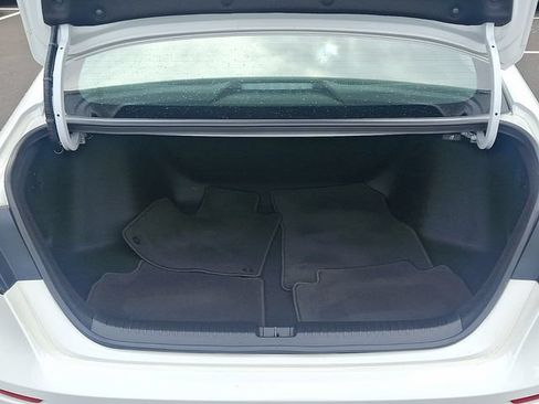 Certified 2023 Honda Accord LX image 28