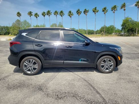 Used 2023 Kia Seltos S FWD image 6