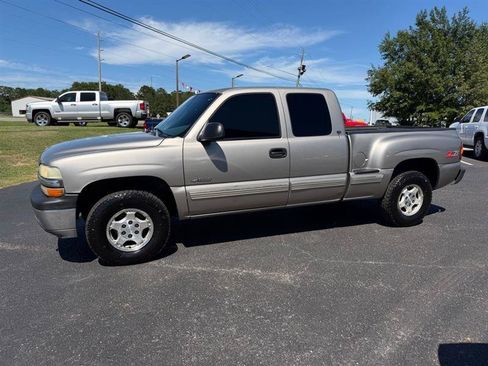 Used 1999 Chevrolet Silverado 1500 LS w/ Off-Road Chassis Pkg AWD/4WD image 12