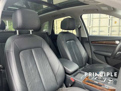 Used 2018 Audi Q5 2.0T Premium Plus w/ Premium Plus Package AWD/4WD image 32