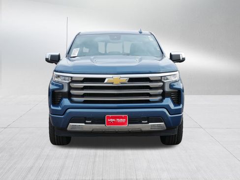 Certified 2024 Chevrolet Silverado 1500 High Country w/ Technology Package image 2