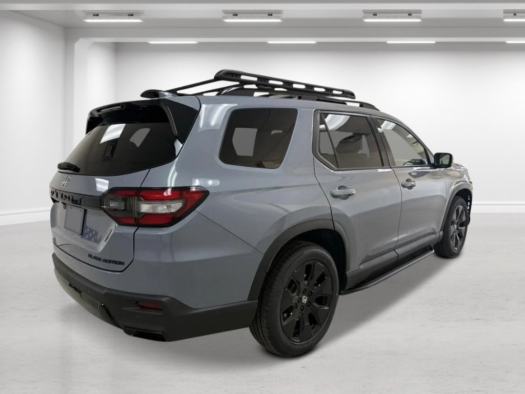 New 2026 Honda Pilot Black Edition image 5