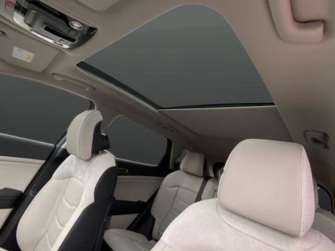 New 2026 Kia Sportage SX Prestige AWD/4WD image 12