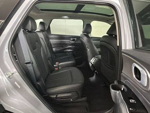 Used 2023 Kia Sorento SX AWD/4WD image 30