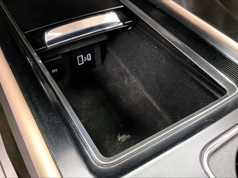 Used 2022 Lincoln Corsair FWD image 32
