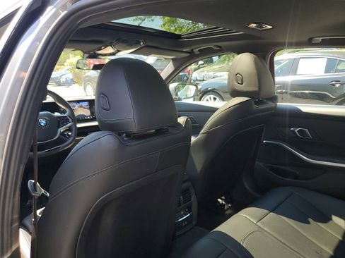 Used 2025 BMW 330i xDrive Sedan image 14