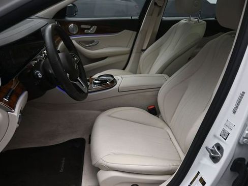 Used 2020 Mercedes-Benz E 450 4MATIC Wagon image 18