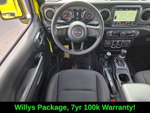 Used 2023 Jeep Gladiator Sport AWD/4WD image 15