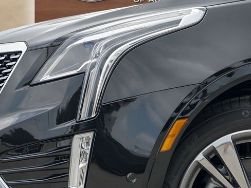 New 2026 Cadillac XT5 Premium Luxury w/ Driver Assist Package FWD image 3