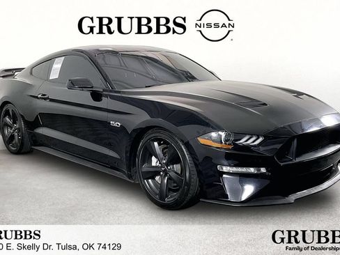 Used 2018 Ford Mustang GT Premium w/ Equipment Group 401A RWD image 1