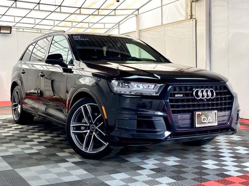 Used 2018 Audi Q7 3.0T Prestige image 1