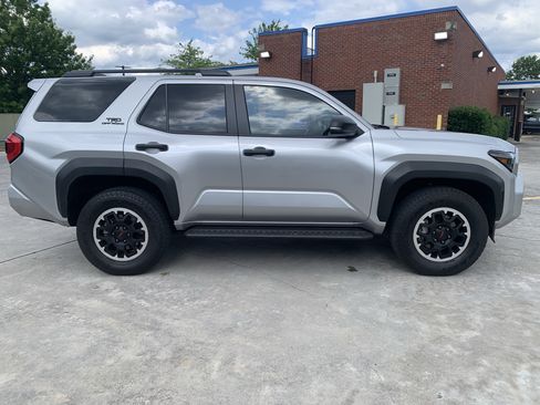 Used 2026 Toyota 4Runner TRD Off-Road AWD/4WD image 2