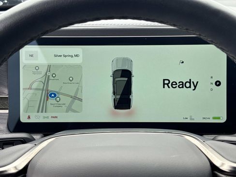 Used 2023 Rivian R1S Adventure image 9