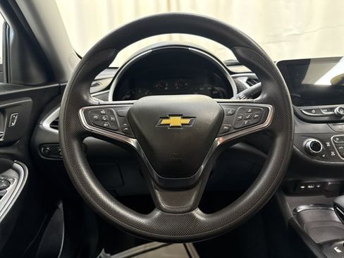 Used 2024 Chevrolet Malibu LT FWD image 16