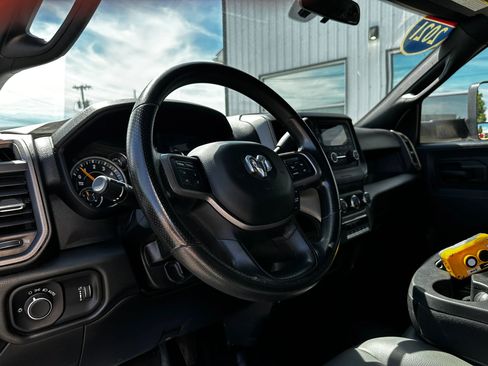 Used 2021 RAM 4500 Tradesman image 22