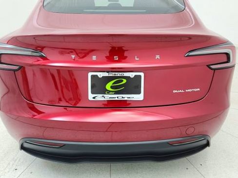 Used 2024 Tesla Model 3 Long Range image 11