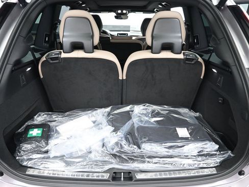 New 2026 Volvo XC90 B6 Ultra w/ Protection Package Premier AWD/4WD image 18