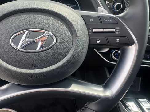 Used 2023 Hyundai Sonata Limited w/ Cargo Package FWD image 23