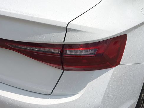 Certified 2025 Volkswagen Jetta S FWD image 8