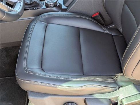 New 2025 Ford Bronco Badlands image 4