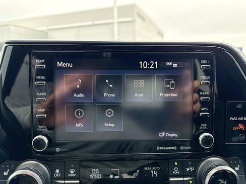 Used 2021 Toyota Highlander XSE image 23