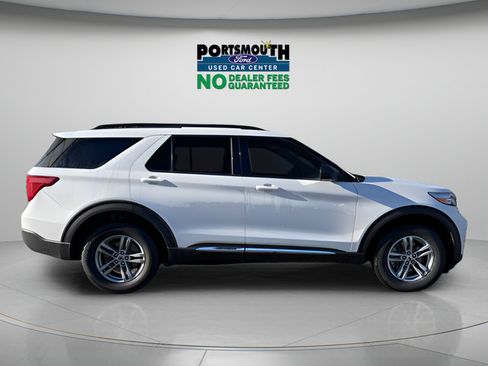 Used 2022 Ford Explorer XLT w/ Equipment Group 202A AWD/4WD image 6