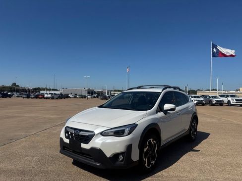 Used 2023 Subaru Crosstrek 2.5i Limited AWD/4WD image 7