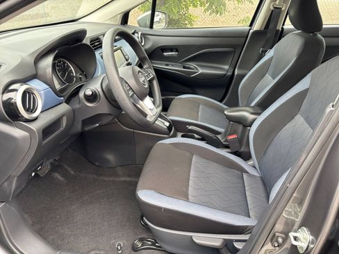 Used 2025 Nissan Versa SV w/ Trunk Package FWD image 25