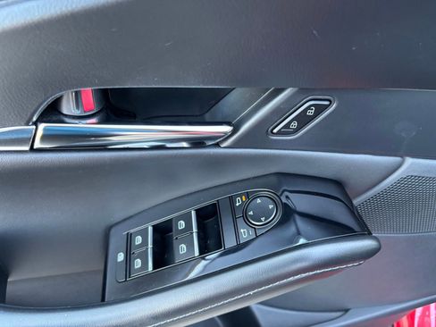 Certified 2025 MAZDA CX-30 AWD 2.5 S w/ Preferred Package image 14