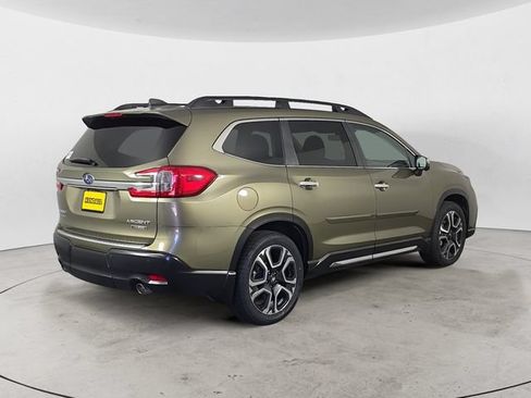 Used 2023 Subaru Ascent Touring AWD/4WD image 5