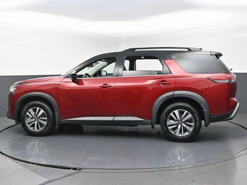 Used 2022 Nissan Pathfinder SL image 8
