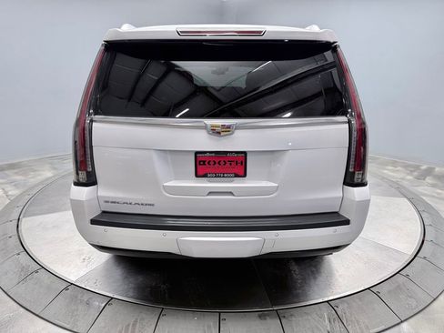 Used 2020 Cadillac Escalade Platinum image 6