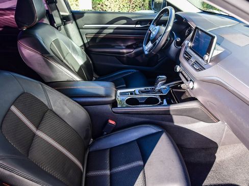 Used 2023 Nissan Altima 2.5 SR image 15