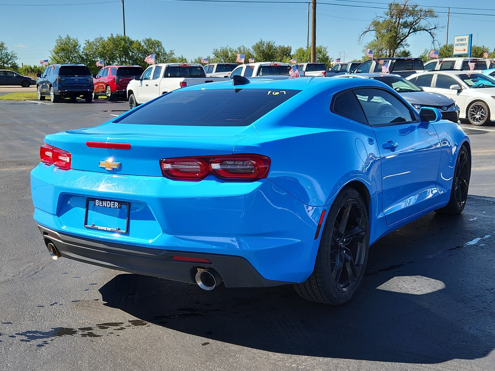 Used 2023 Chevrolet Camaro LT RWD image 5