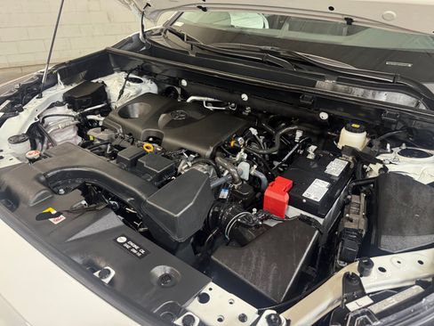 Certified 2025 Toyota RAV4 XLE w/ Convenience Package FWD image 22