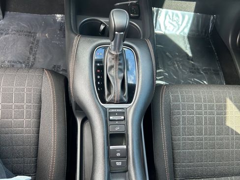 Certified 2025 Honda HR-V Sport image 26