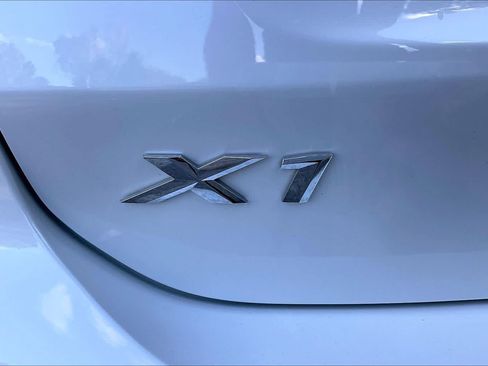 Used 2018 BMW X1 xDrive28i w/ Premium Package AWD/4WD image 9