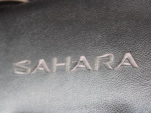 Used 2023 Jeep Wrangler Unlimited Sahara w/ Cold Weather Group AWD/4WD image 38