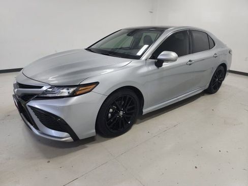 Used 2024 Toyota Camry XSE w/ Navigation Package image 11