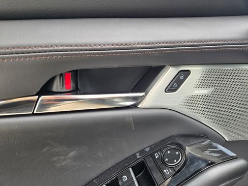 New 2026 MAZDA MAZDA3 Hatchback w/Premium Plus Pkg image 21