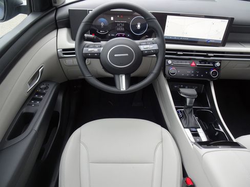 New 2026 Hyundai Tucson SEL image 11