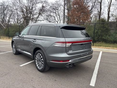 Certified 2023 Lincoln Aviator Reserve w/ Equipment Group 201A image 3