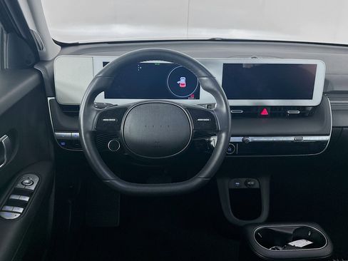 Used 2024 Hyundai Ioniq 5 SEL RWD image 17