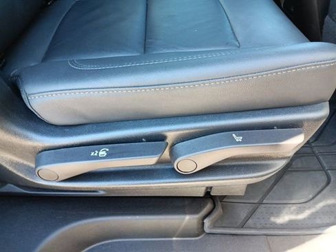 Used 2023 Chevrolet Tahoe Z71 w/ Luxury Package image 54