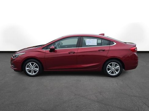 Used 2017 Chevrolet Cruze LT FWD image 8