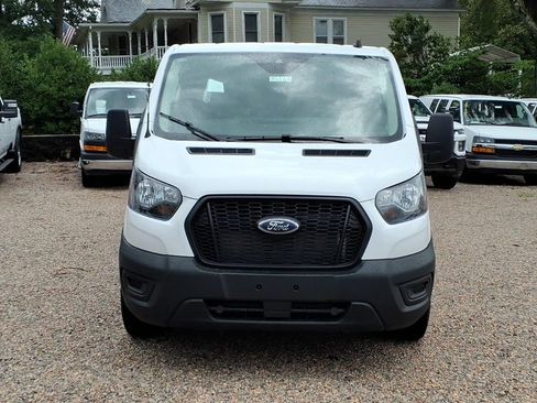 Used 2025 Ford Transit 150 Low Roof RWD image 2