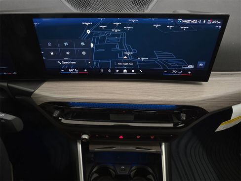 Certified 2025 BMW 330i Sedan image 20